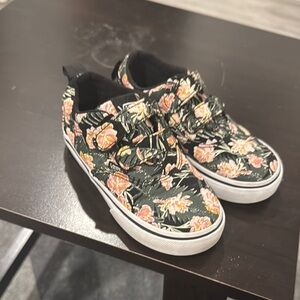 Floral Kids Shoes - Black and Pink